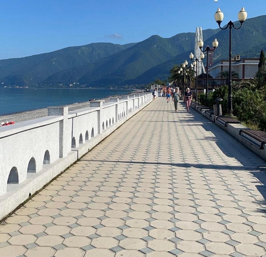 Мини-Отель New Gagra Exteriér fotografie